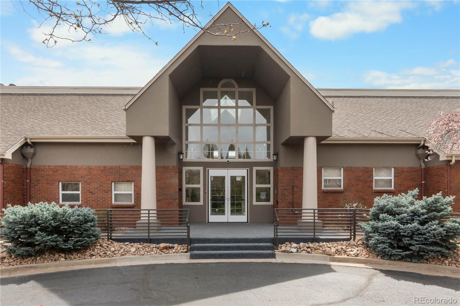 2894 W Riverwalk Circle Littleton CO 80123
