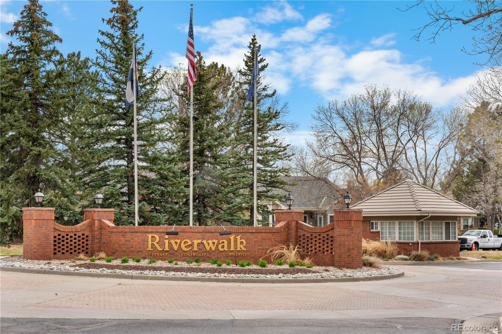2894 W Riverwalk Circle Littleton CO 80123