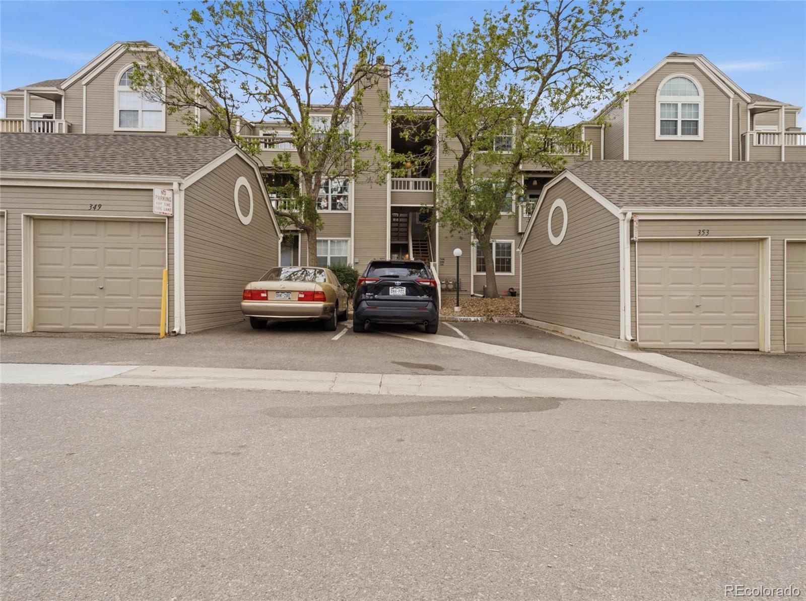 5705 W Atlantic Place Lakewood CO 80227