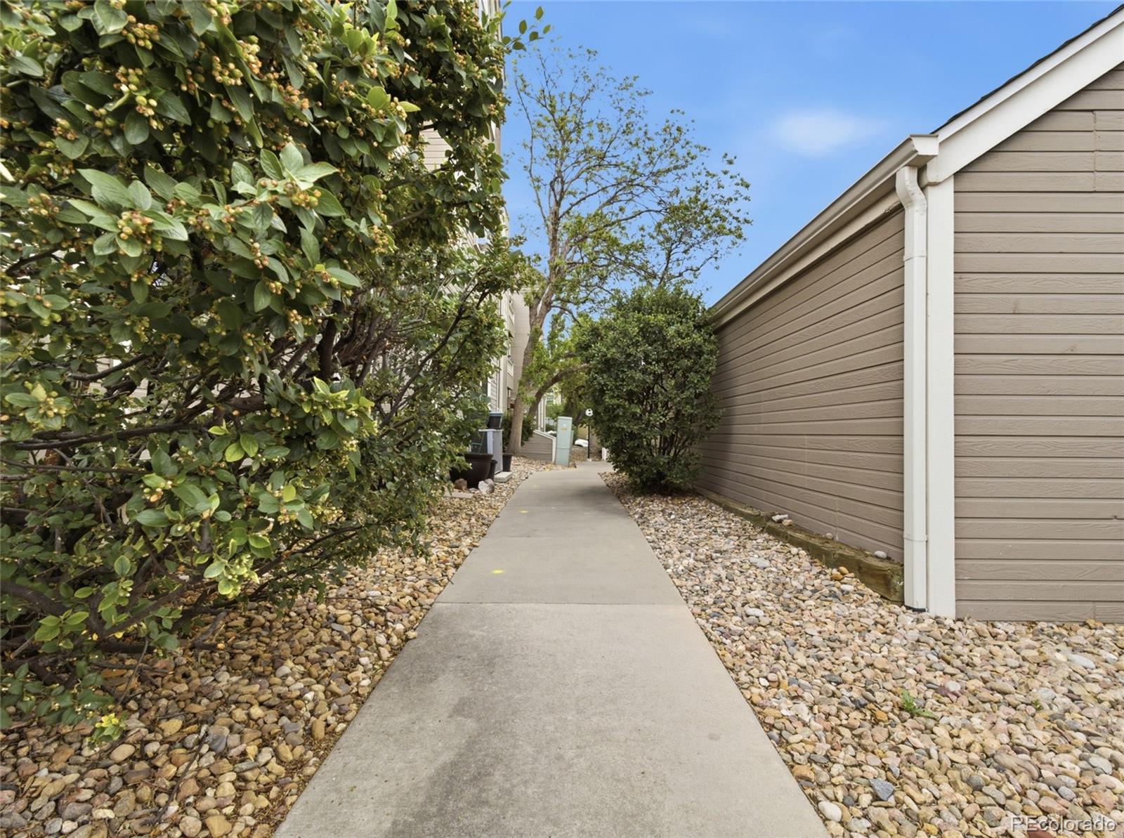 5705 W Atlantic Place Lakewood CO 80227