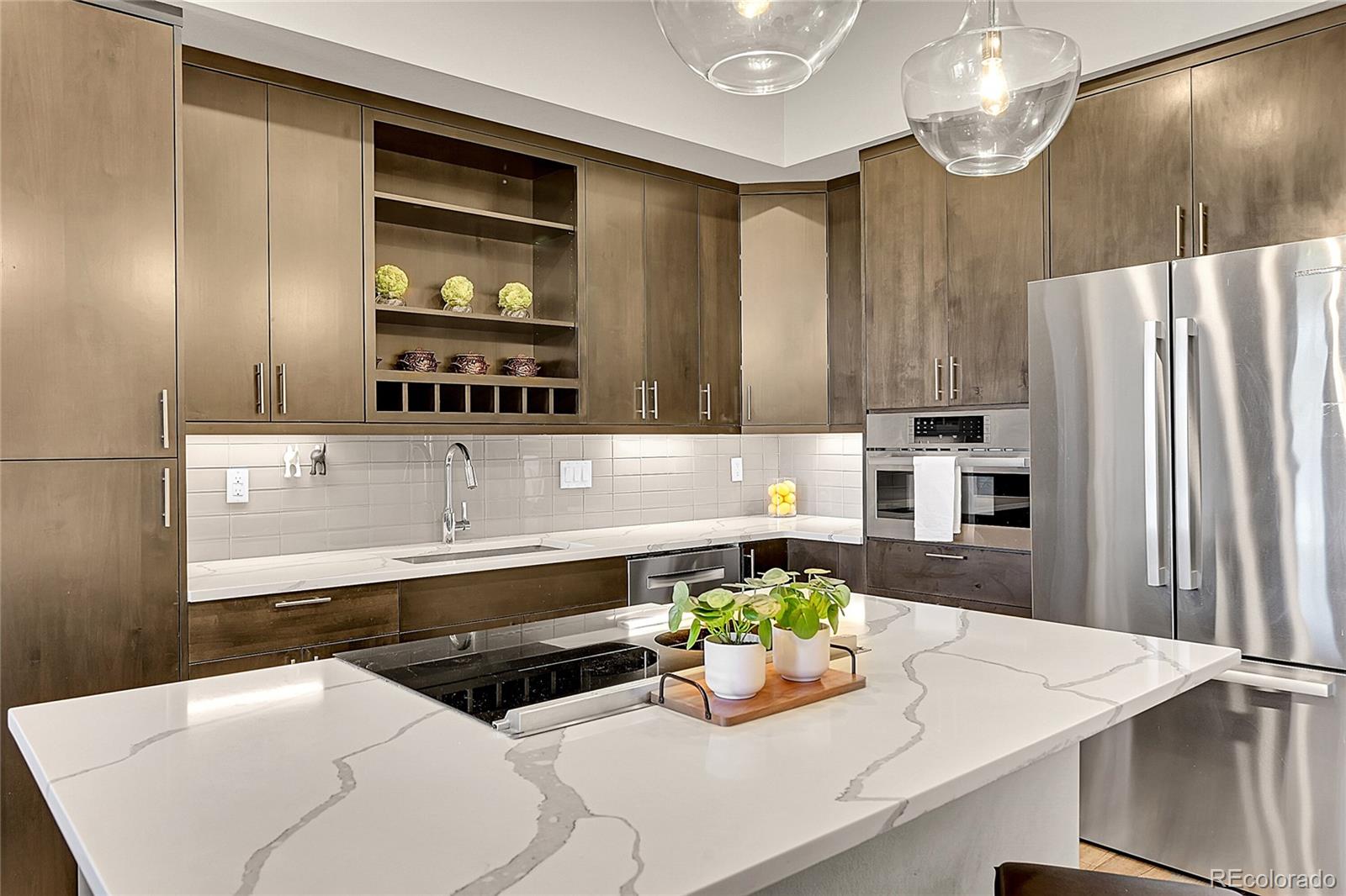 Denver CO, 6619 E Lowry Boulevard, Unit 112