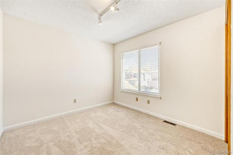 4927 S Eagle Circle Aurora CO 80015