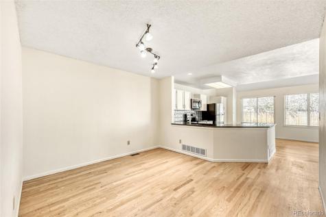 4927 S Eagle Circle Aurora CO 80015