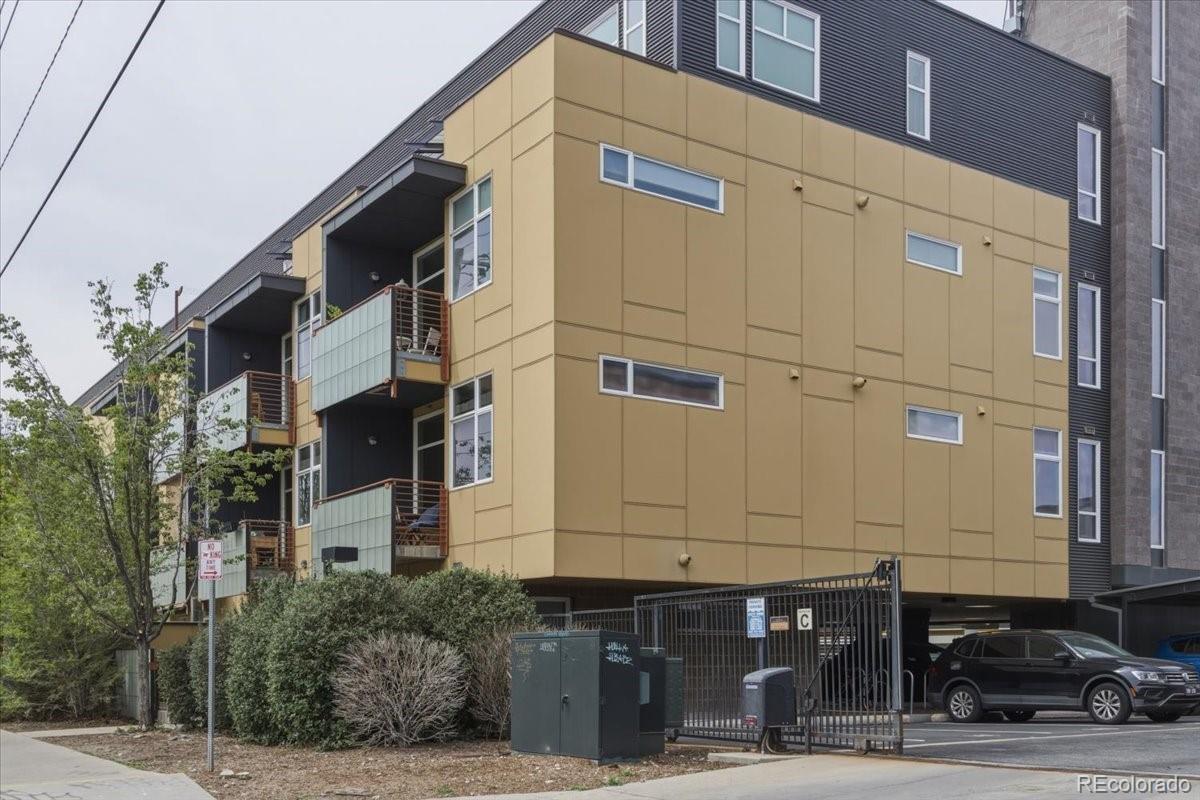 3101 Blake Street Denver CO 80205