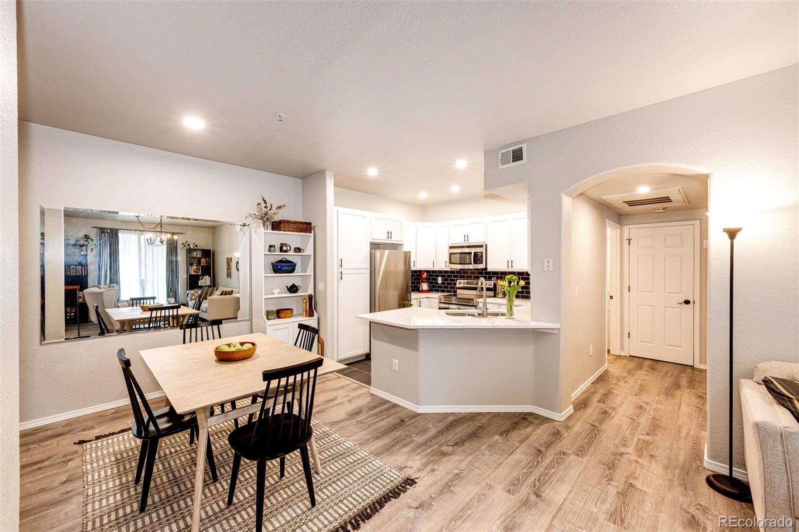 1631 W Canal Circle Littleton CO 80120