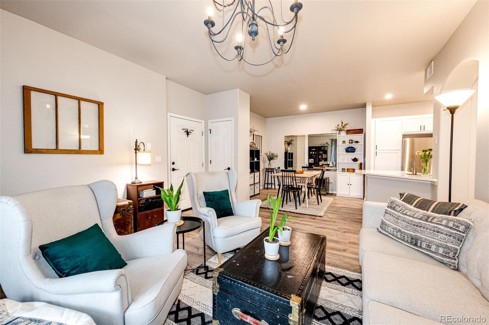 1631 W Canal Circle Littleton CO 80120