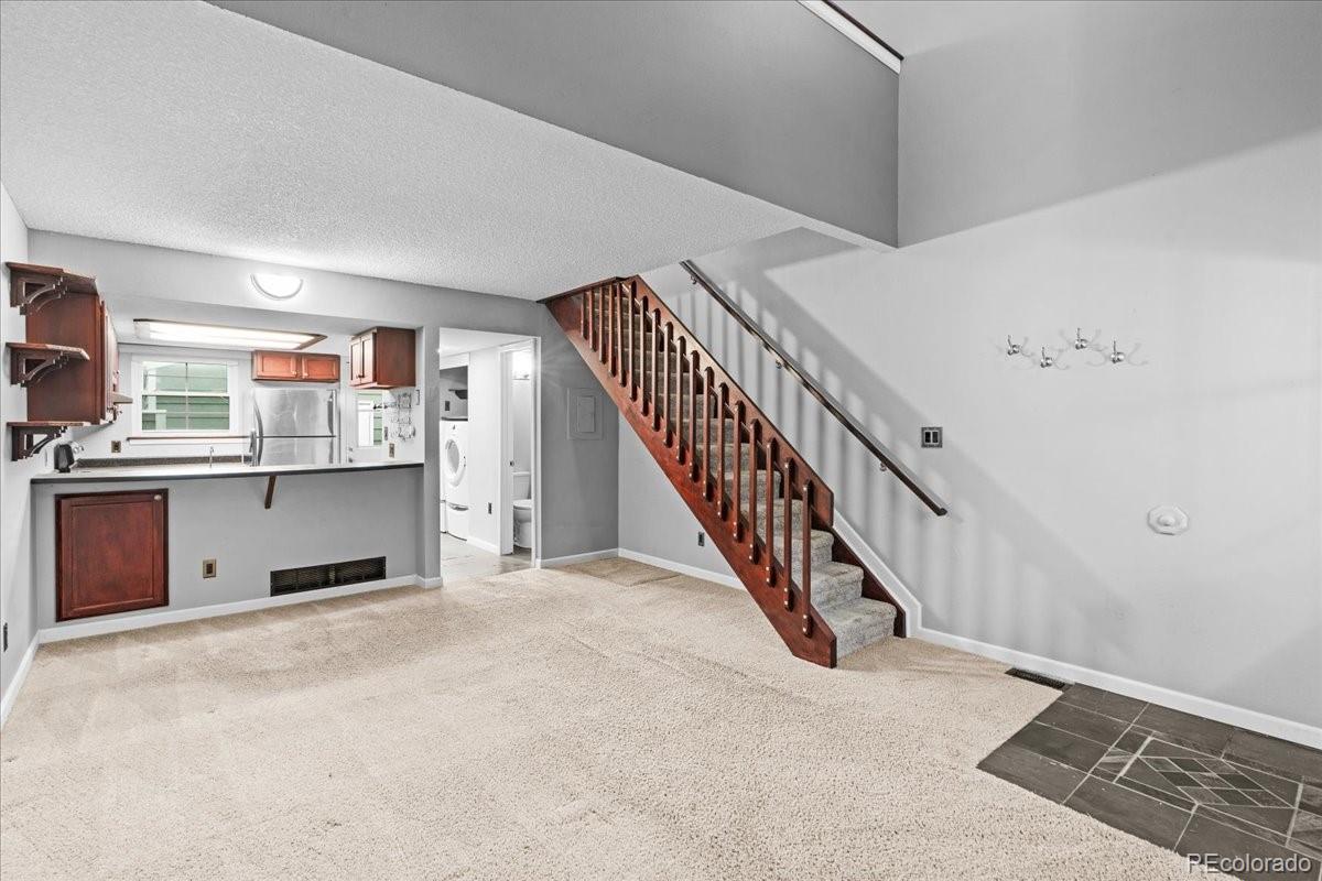 1919 S Balsam Street Lakewood CO 80227