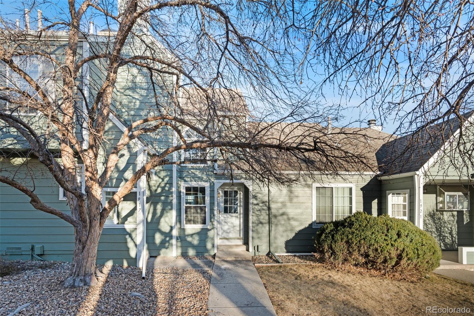 1919 S Balsam Street Lakewood CO 80227