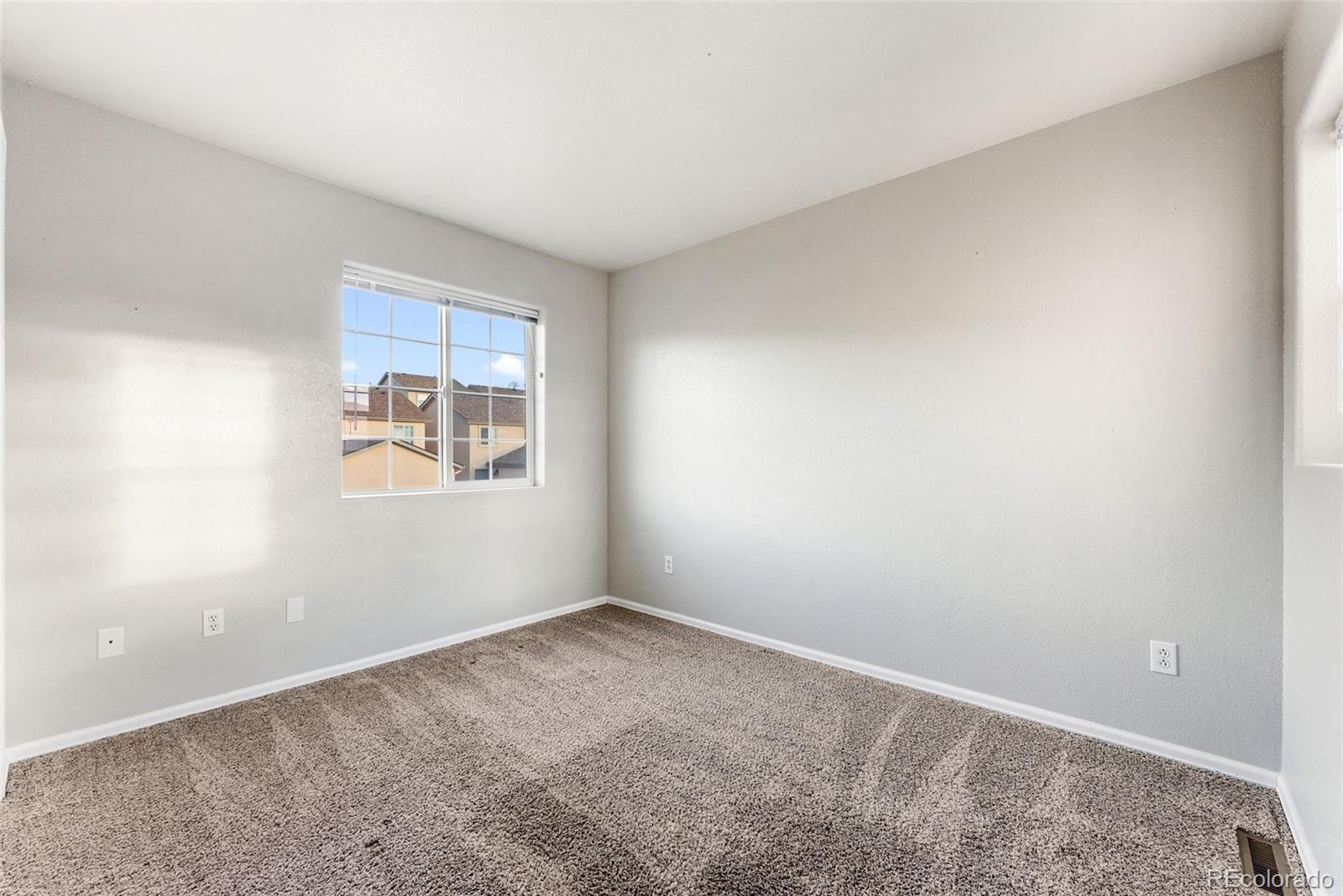 672 Cima Vista Point Colorado Springs CO 80916