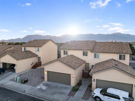 672 Cima Vista Point Colorado Springs CO 80916