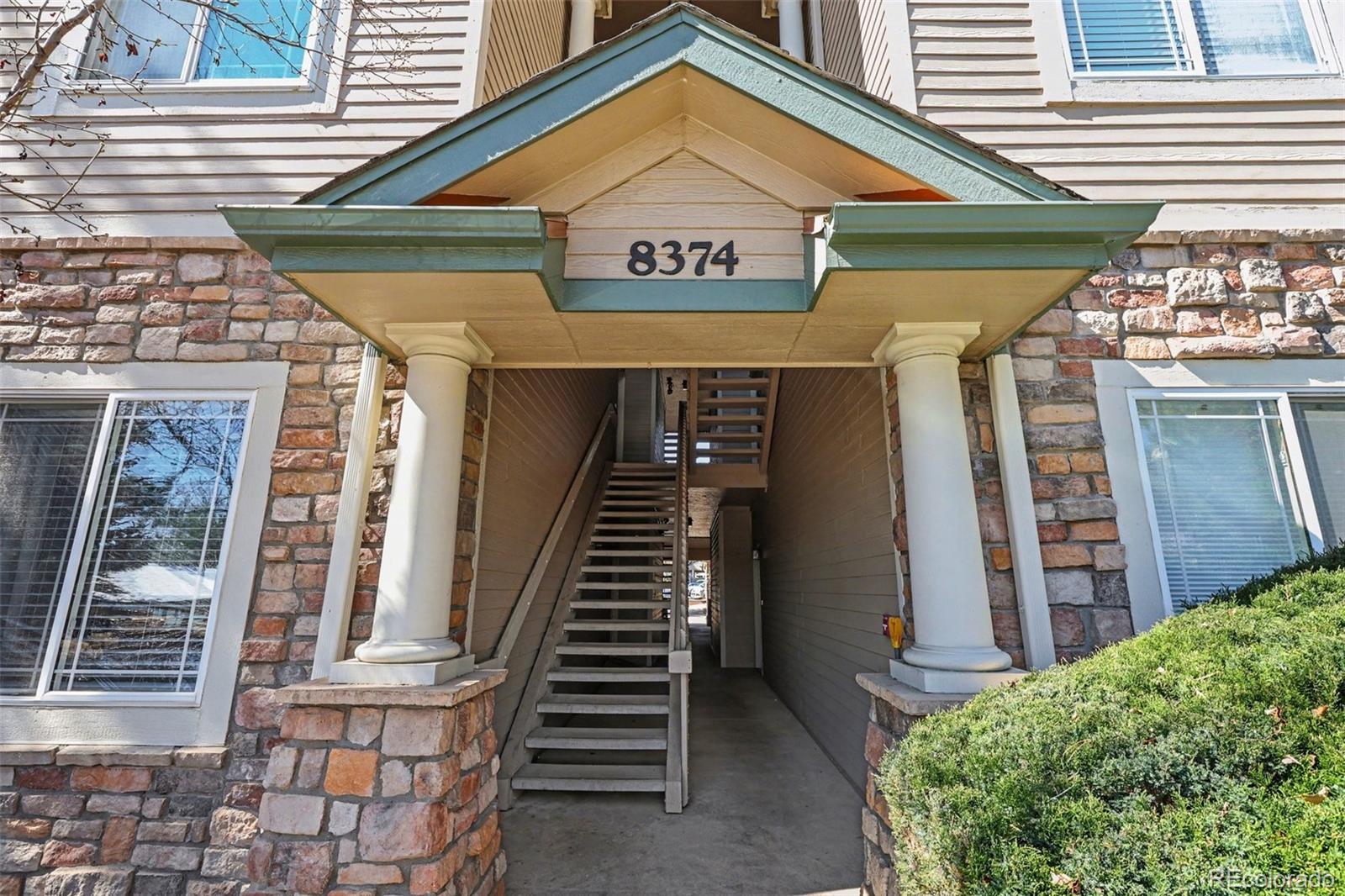 8374 S Holland Way Littleton CO 80128