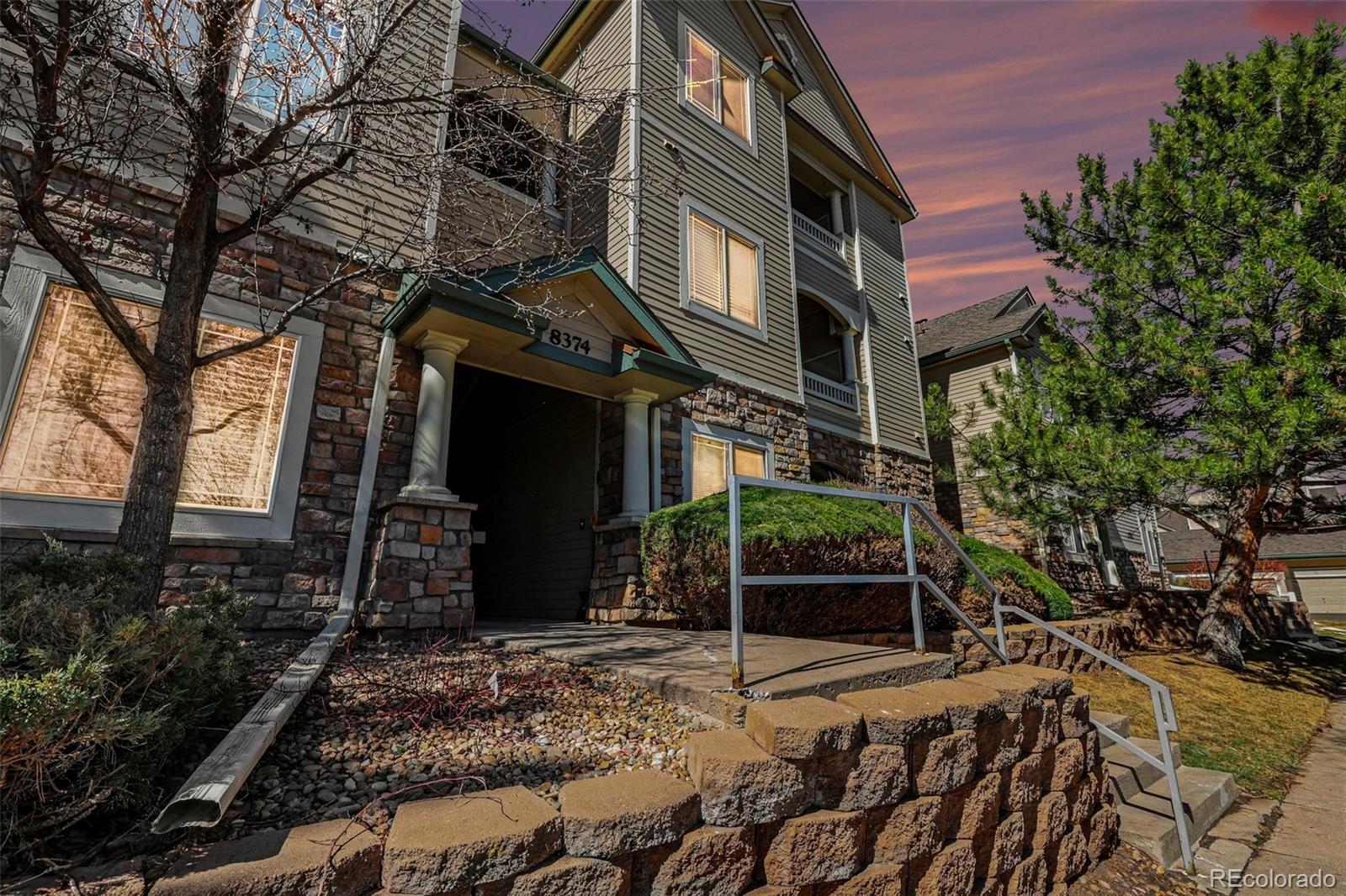 8374 S Holland Way Littleton CO 80128