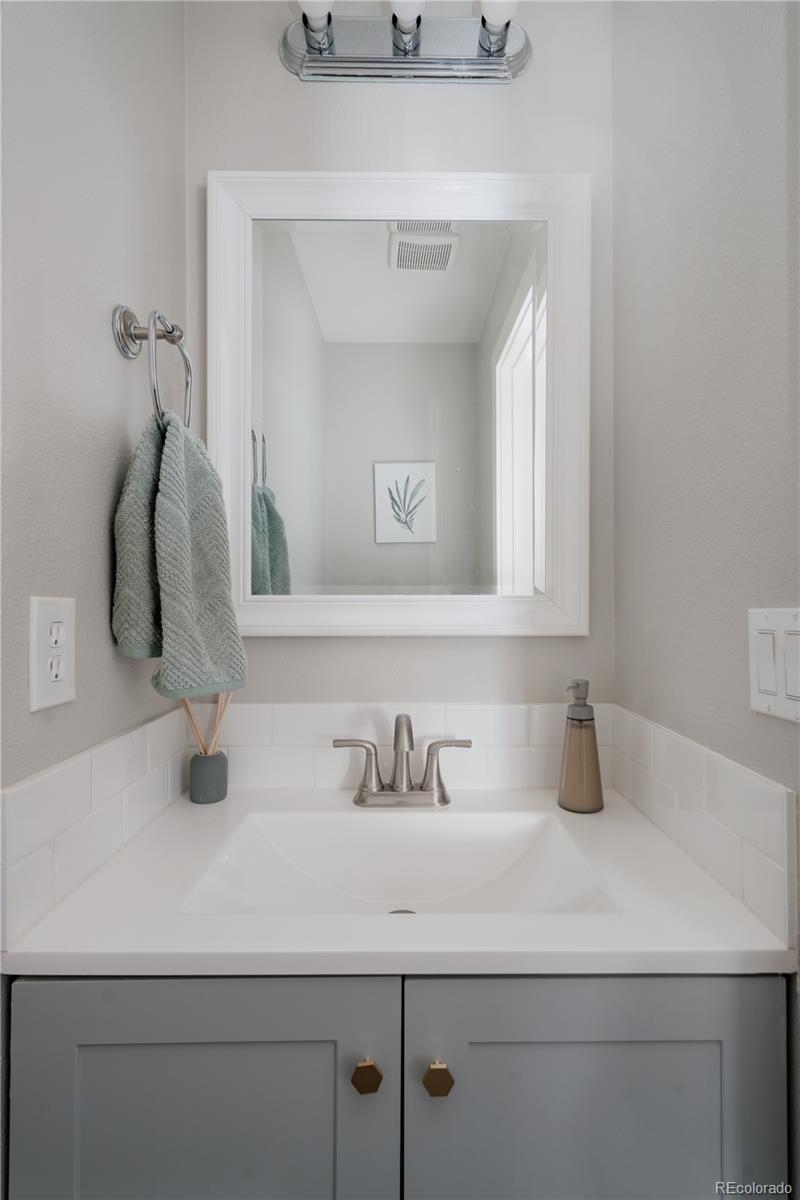 1223 S Idalia Street Aurora CO 80017