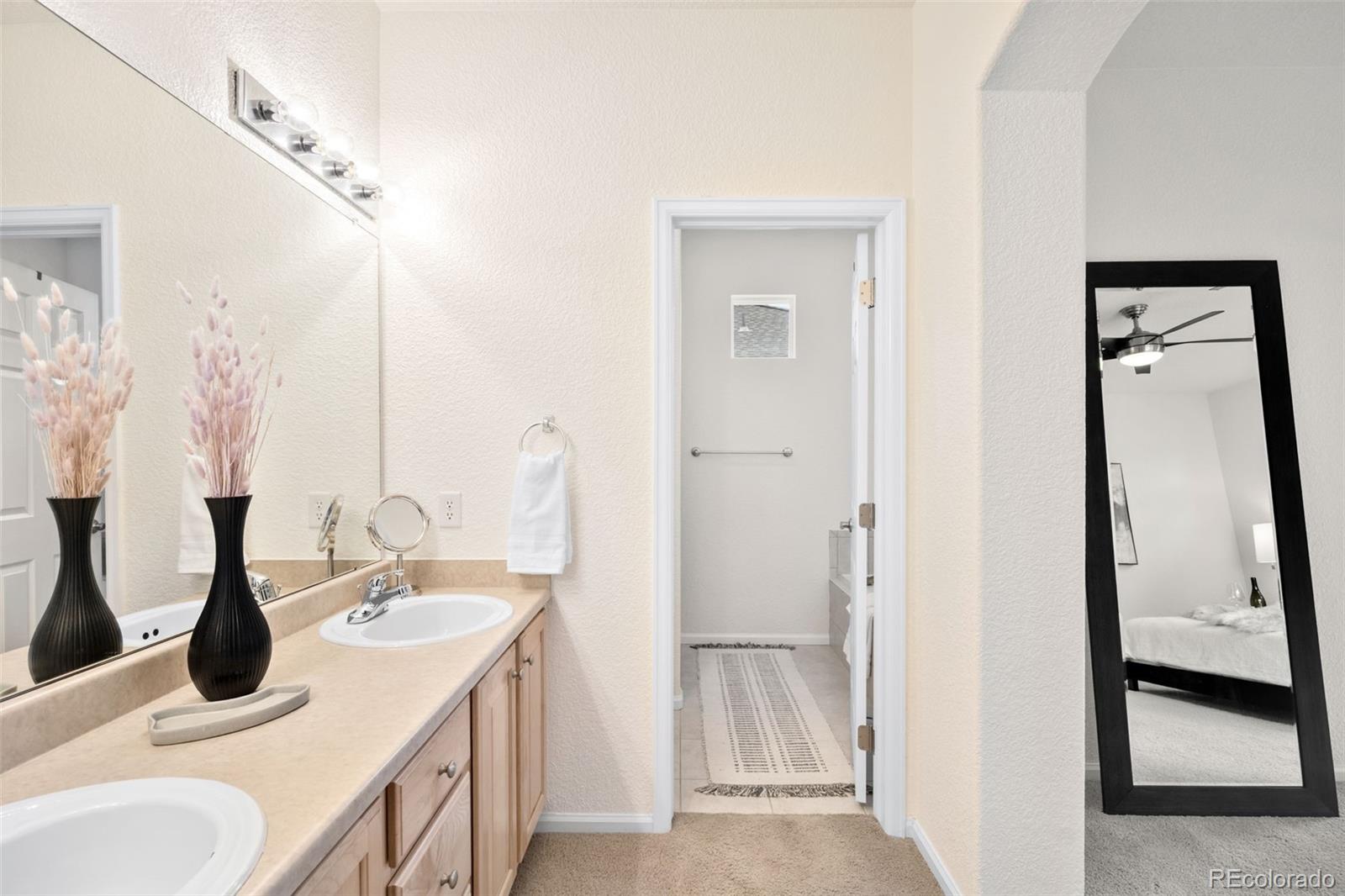 122 Whitehaven Circle Highlands Ranch CO 80129