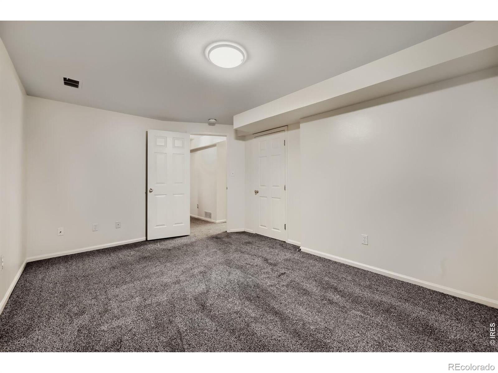 2112 Meadow Court Longmont CO 80501