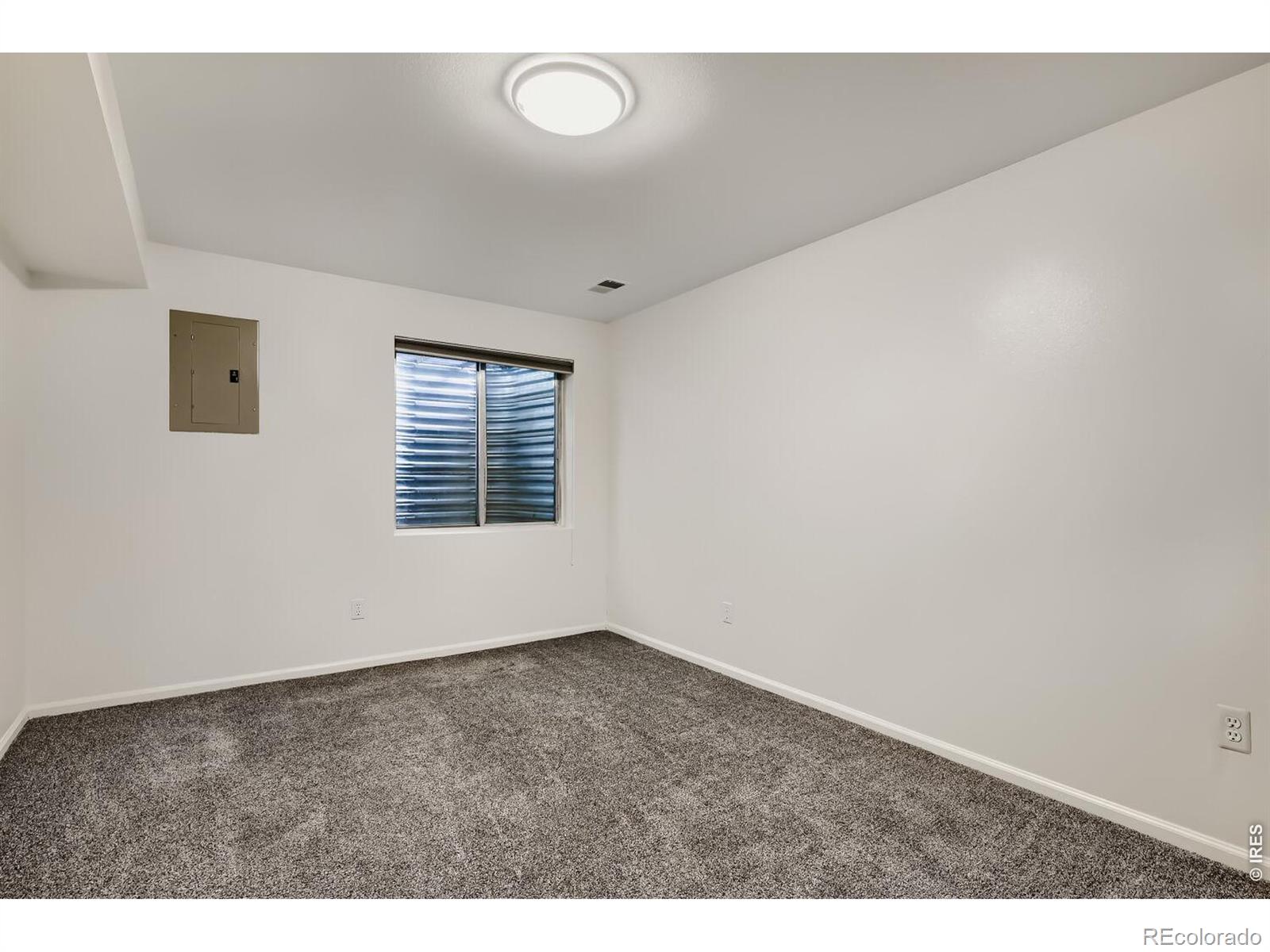 2112 Meadow Court Longmont CO 80501