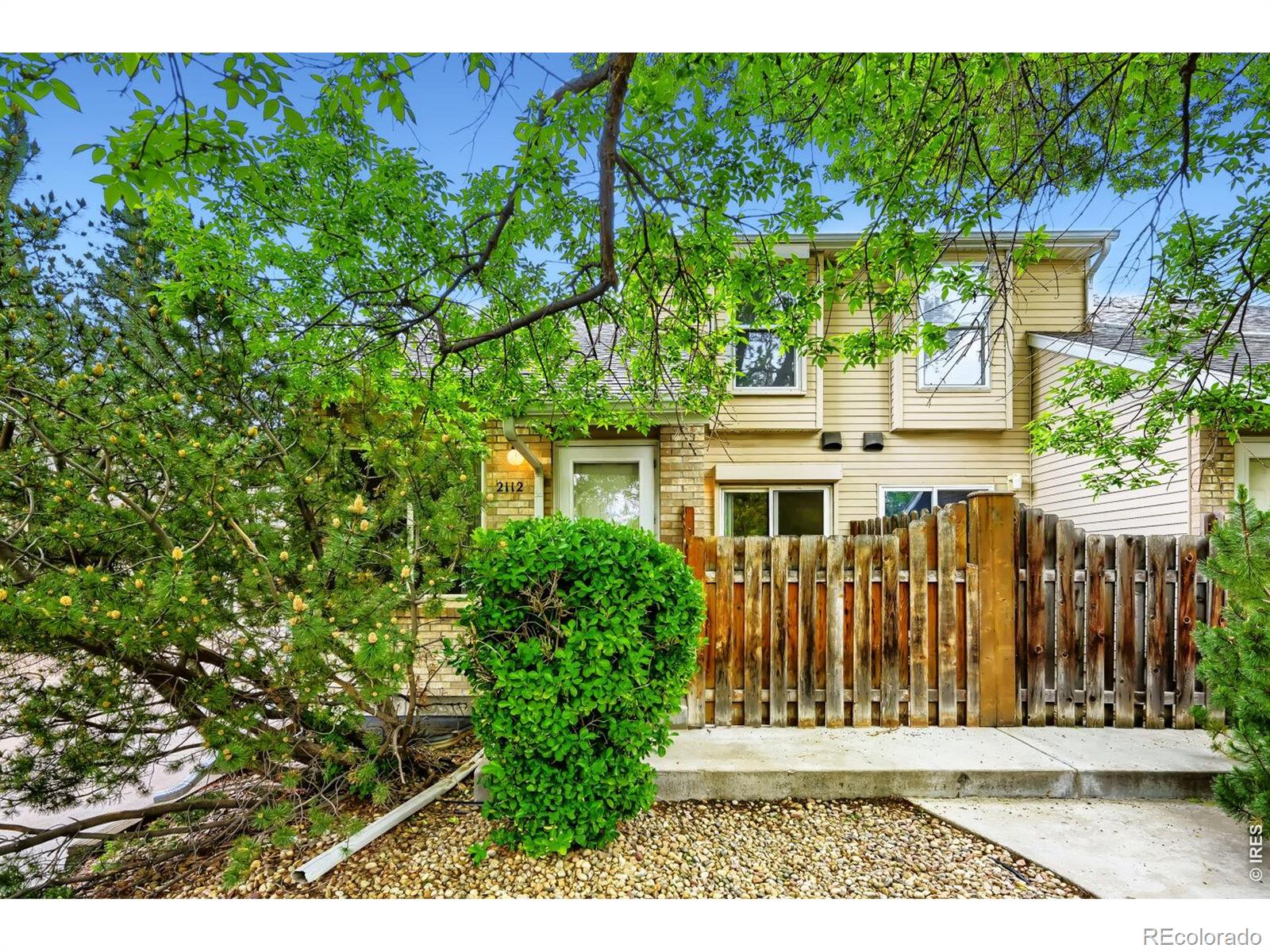 2112 Meadow Court Longmont CO 80501