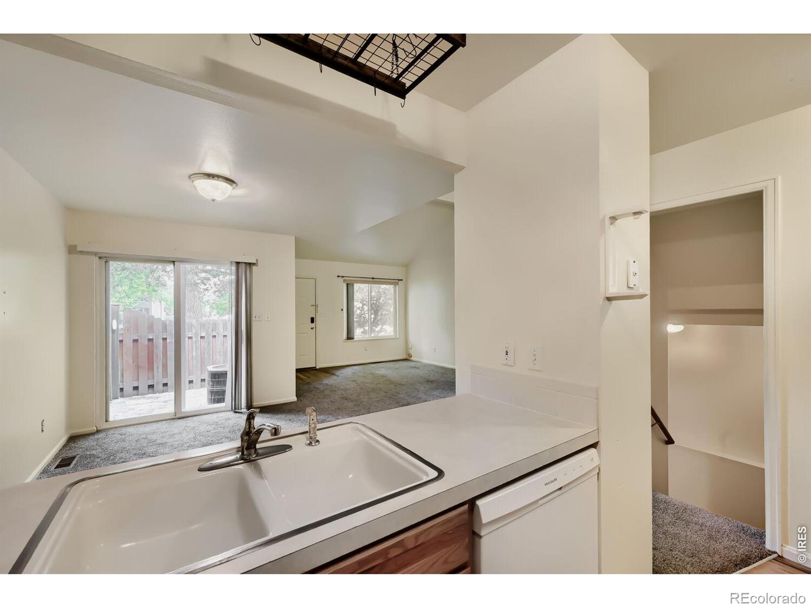 2112 Meadow Court Longmont CO 80501