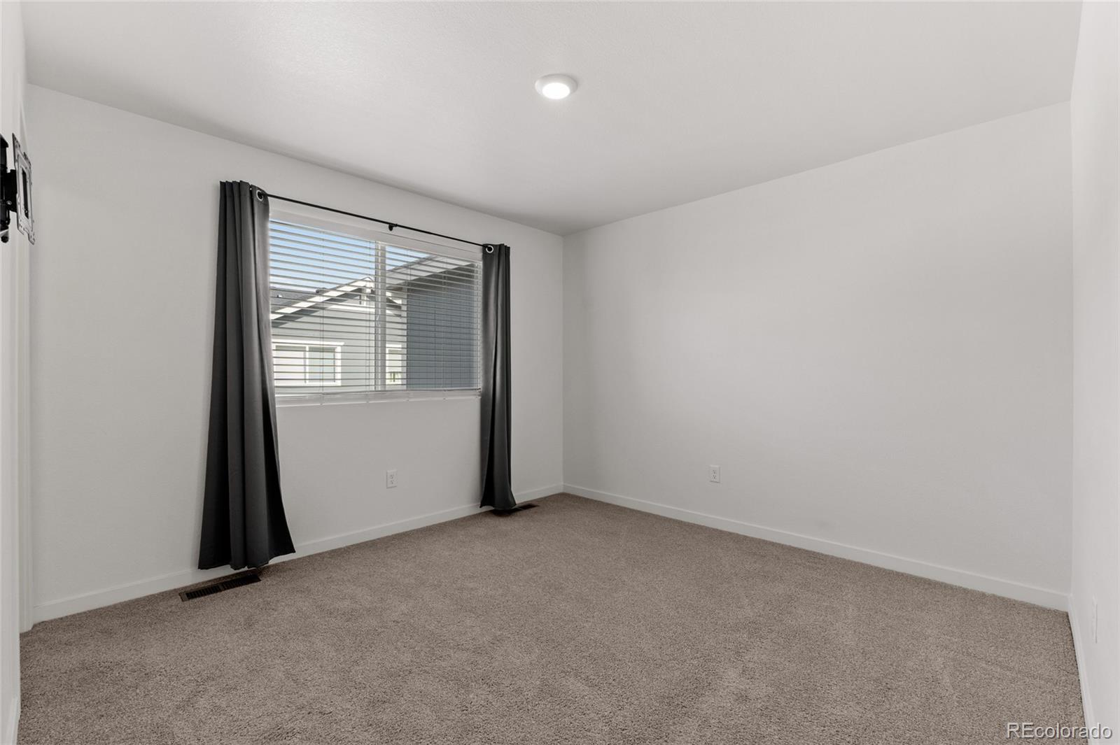 281 Oriole Way Johnstown CO 80534