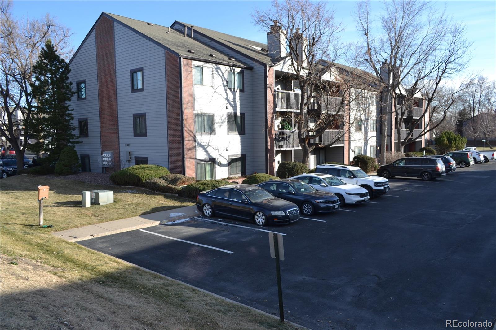 6388 Oak Court Arvada CO 80004