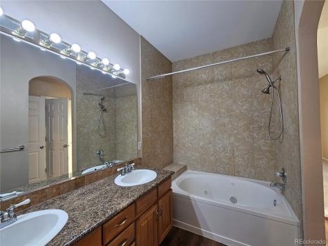 21 Woodland Circle Highlands Ranch CO 80126