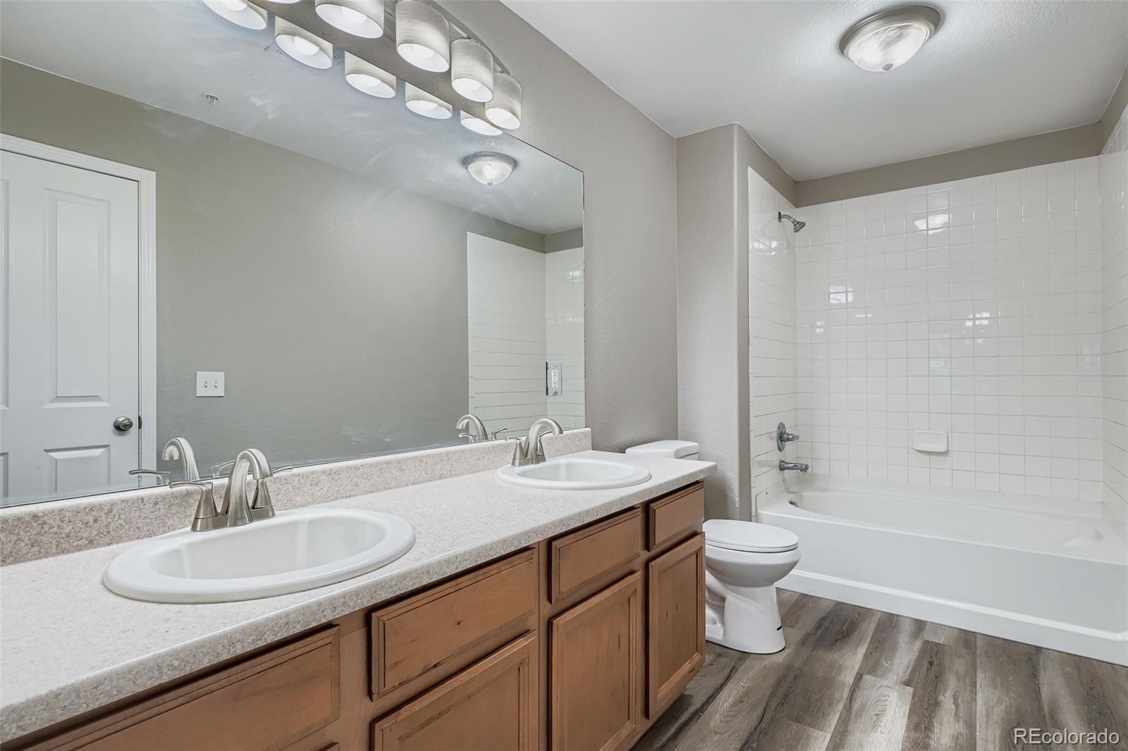 5722 S Addison Way Aurora CO 80016