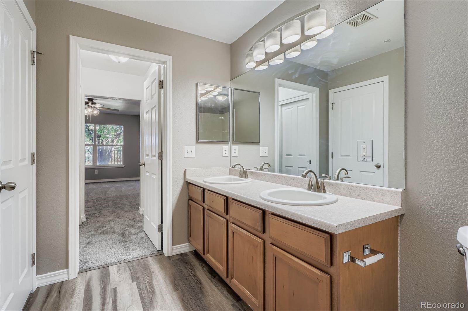5722 S Addison Way Aurora CO 80016
