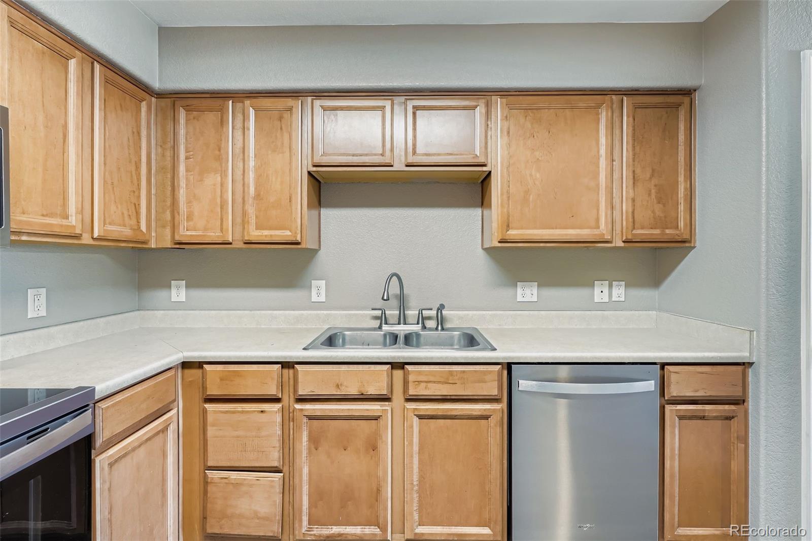 5722 S Addison Way Aurora CO 80016