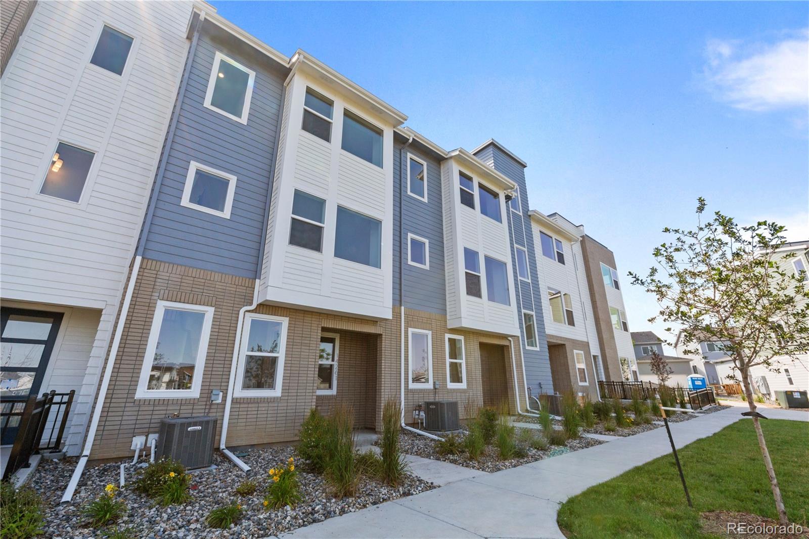 14261 Currant Street Broomfield CO 80020