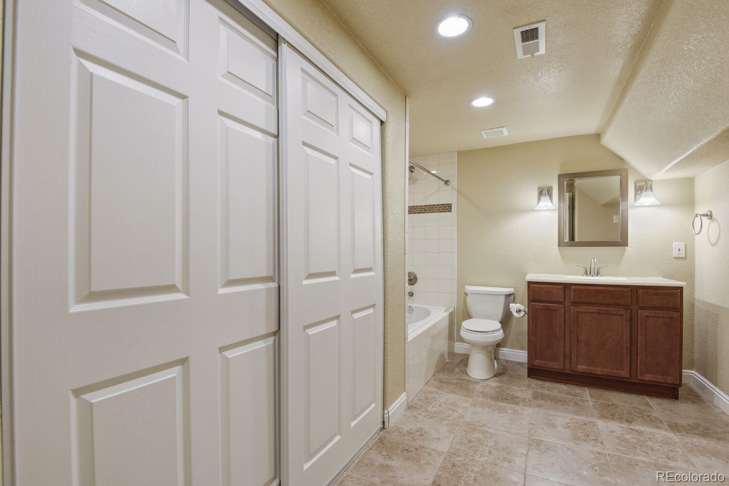 10225 Bellwether Lane Lone Tree CO 80124