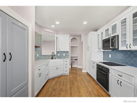 1900 E Seadrift Drive Windsor CO 80550