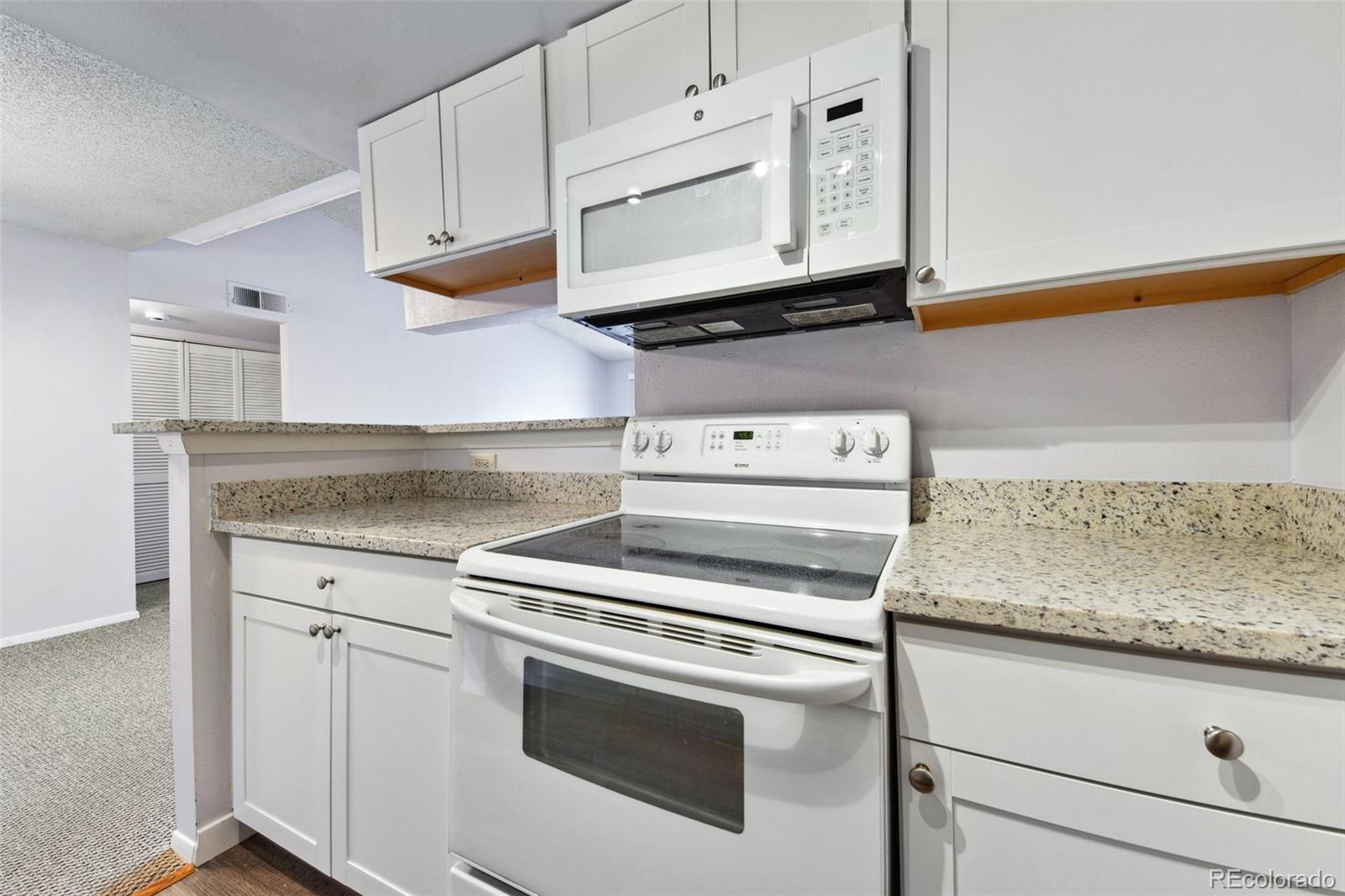 910 S Walden Street Aurora CO 80017