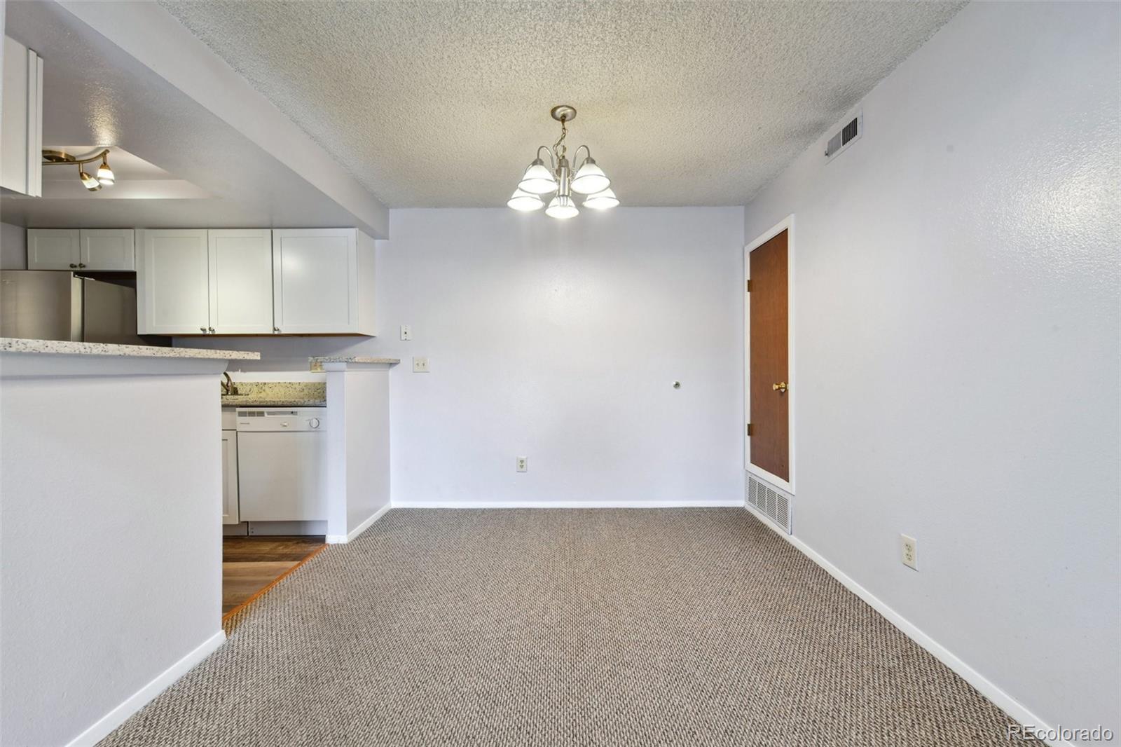 910 S Walden Street Aurora CO 80017