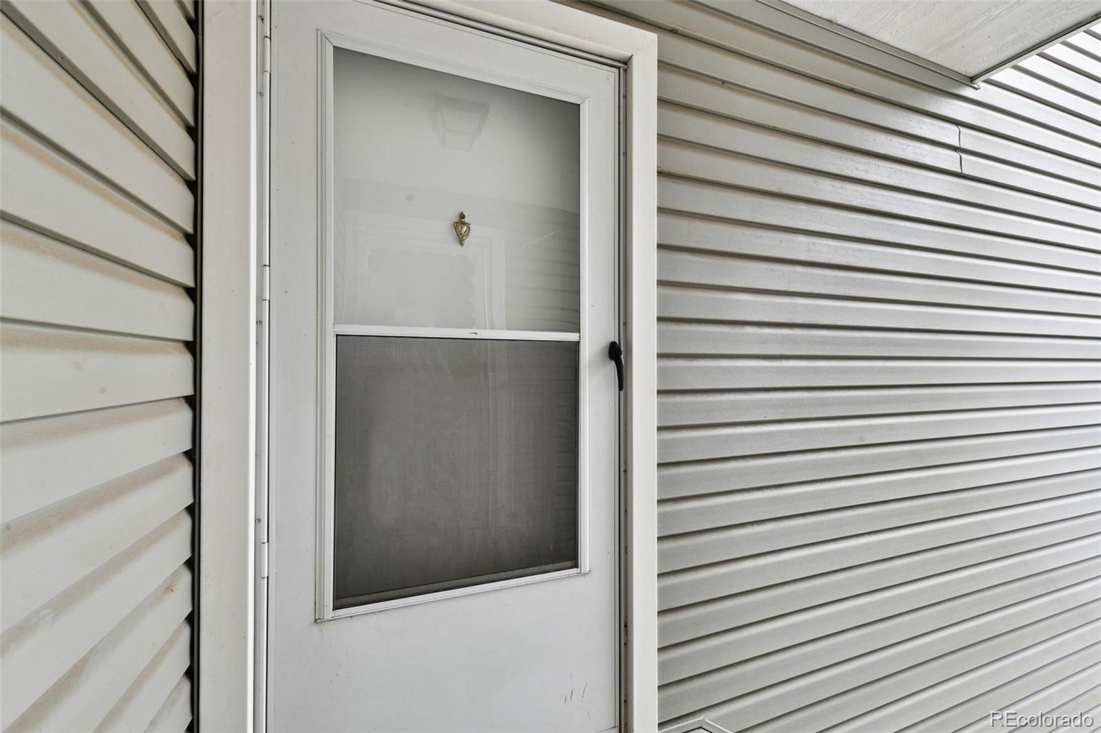 910 S Walden Street Aurora CO 80017