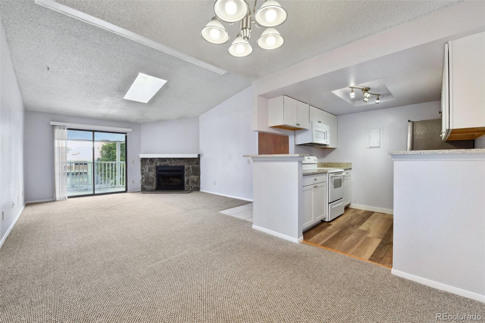 910 S Walden Street Aurora CO 80017