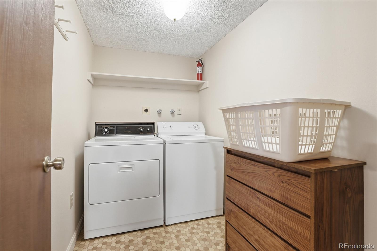 6984 Buckskin Drive Littleton CO 80125