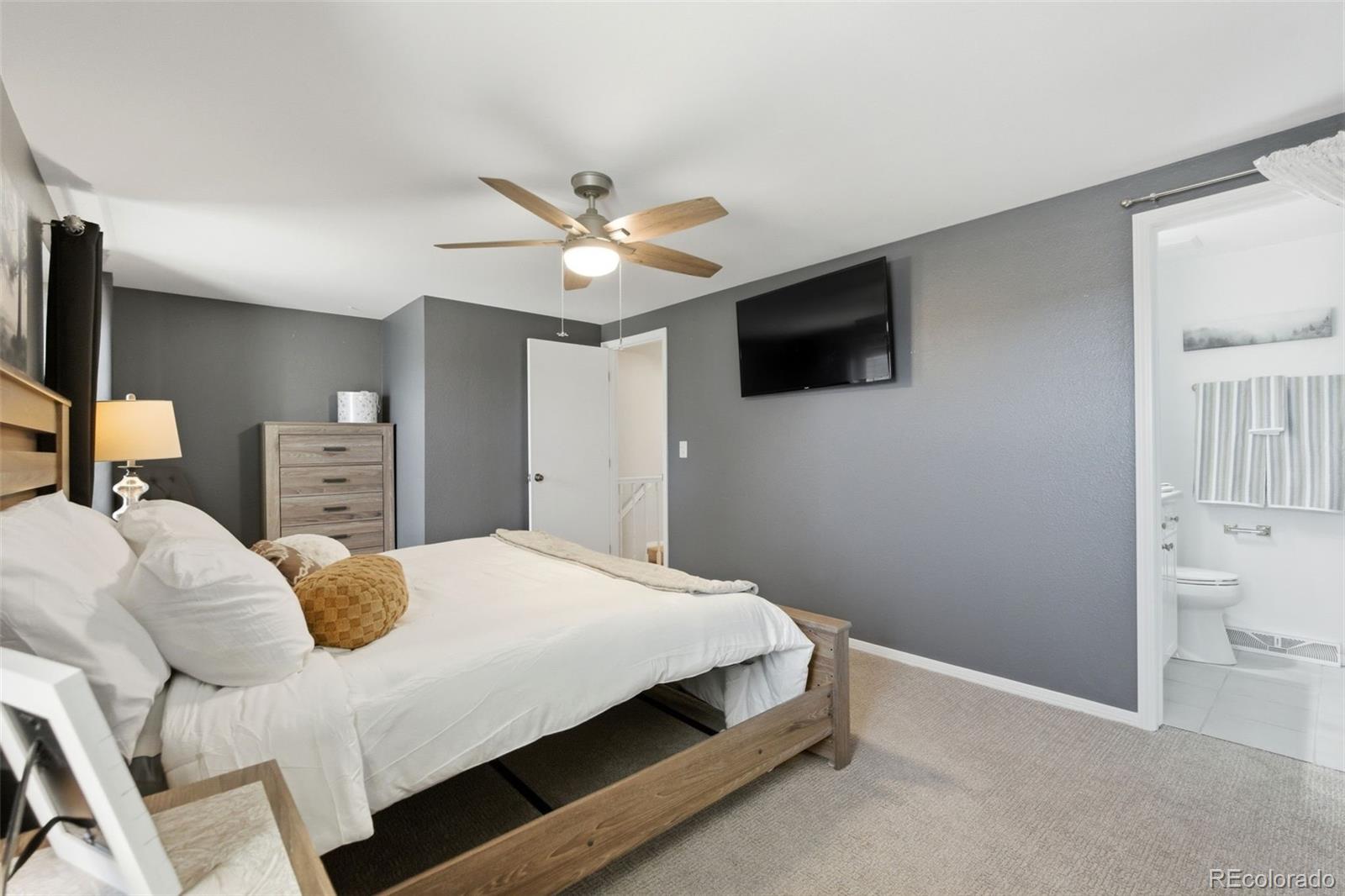 7353 S Knolls Way Centennial CO 80122