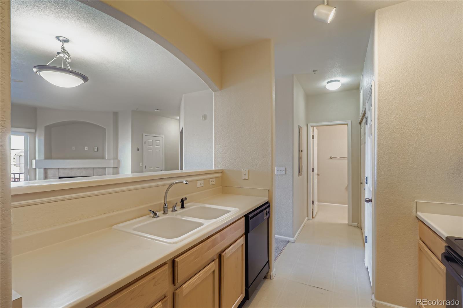 5255 Memphis Street Denver CO 80239