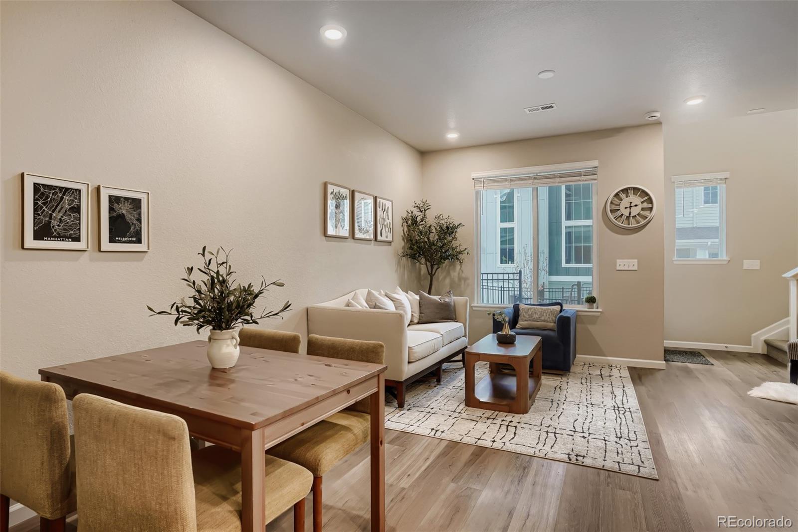 1909 S Poplar Court Denver CO 80224