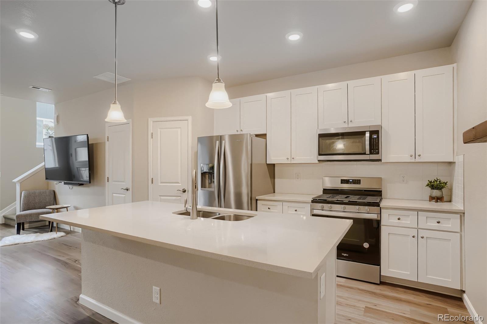 1909 S Poplar Court Denver CO 80224