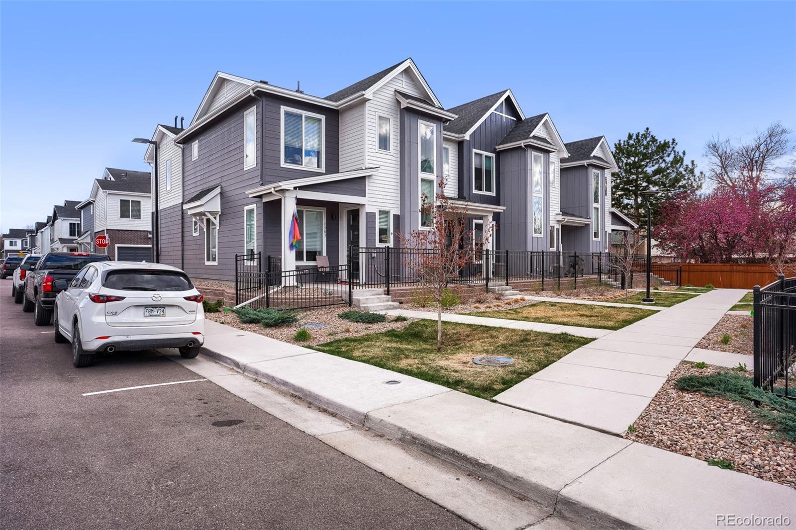 1909 S Poplar Court Denver CO 80224
