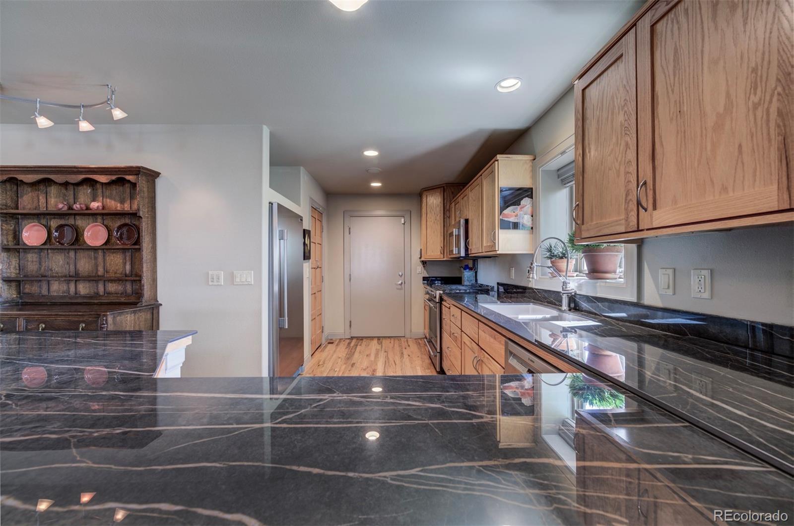 105 Aberdeen Bluff Pueblo CO 81004