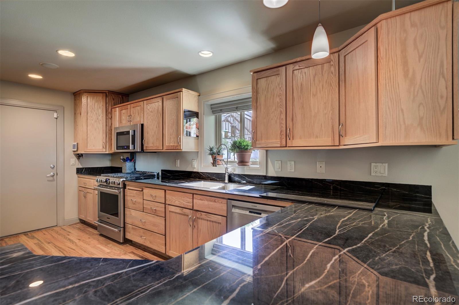 105 Aberdeen Bluff Pueblo CO 81004