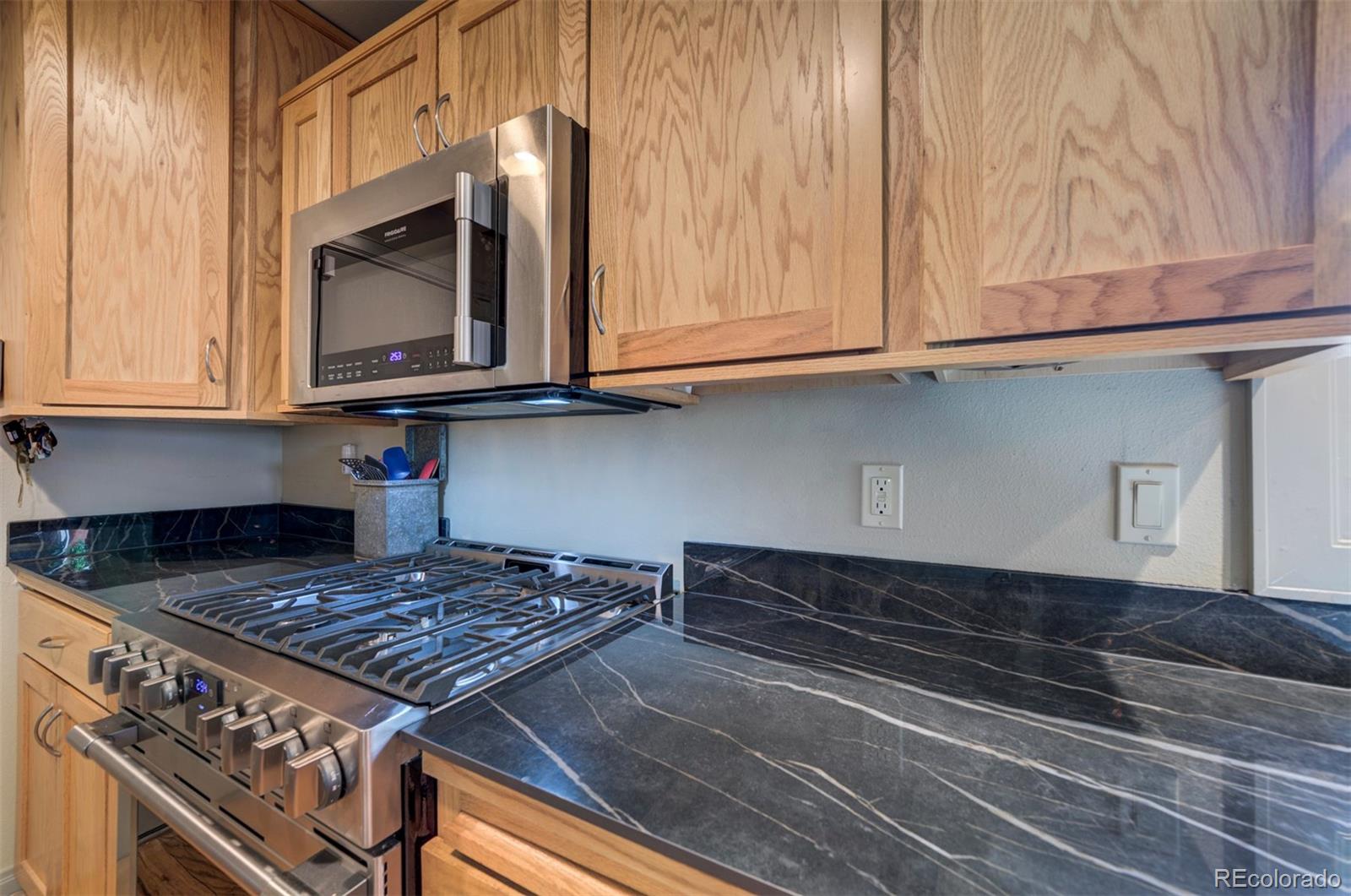 105 Aberdeen Bluff Pueblo CO 81004