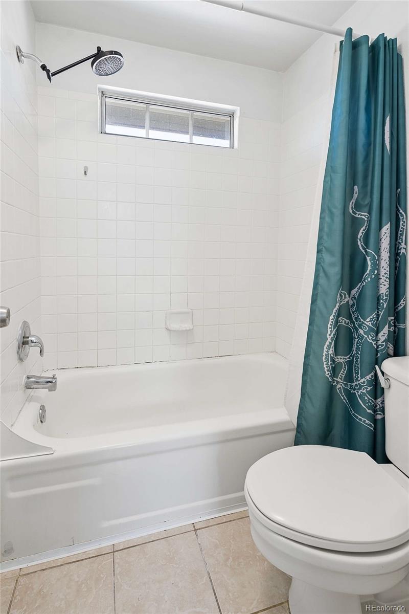 2003 S Helena Street Aurora CO 80013