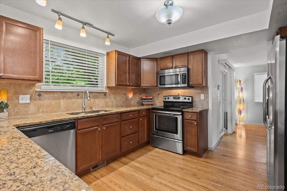 8060 Meadowdale Square Niwot CO 80503