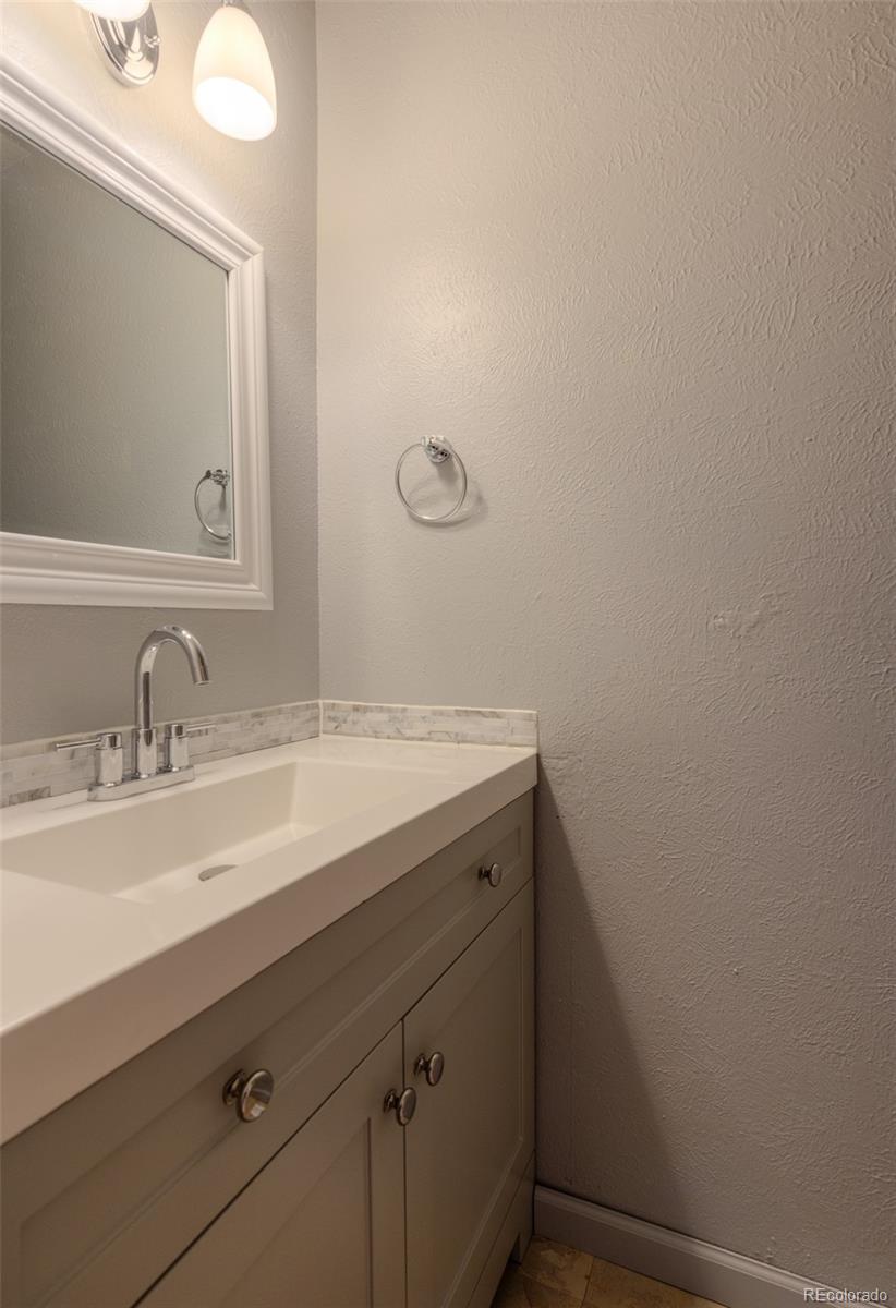 2972 Shady Hollow W Boulder CO 80304