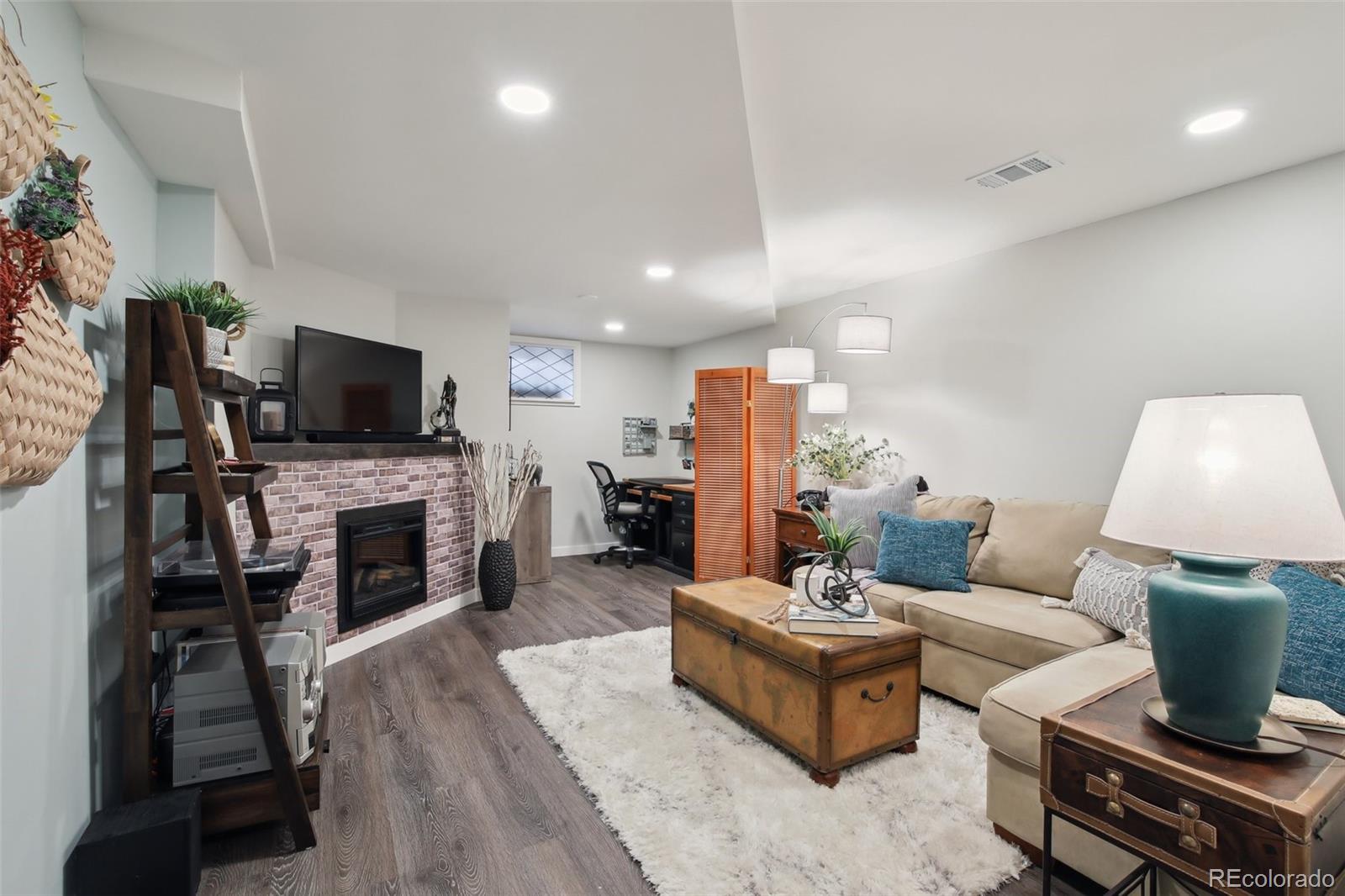 6948 Buckskin Drive Littleton CO 80125