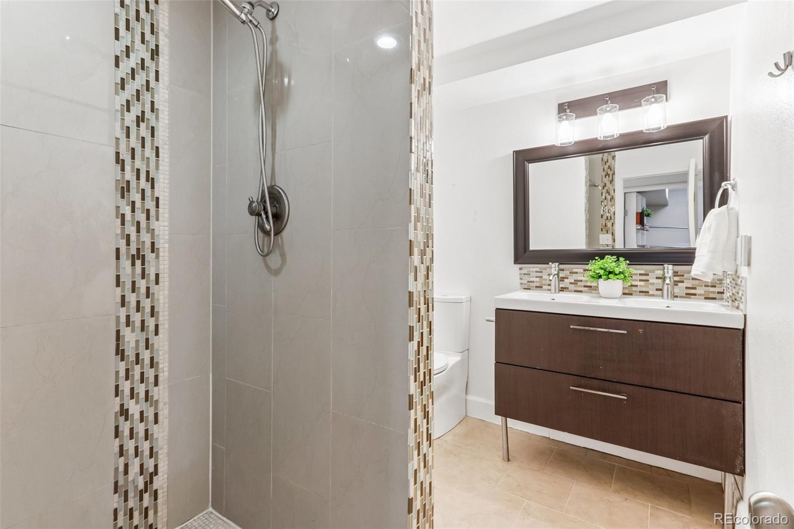 9183 E Oxford Drive Denver CO 80237