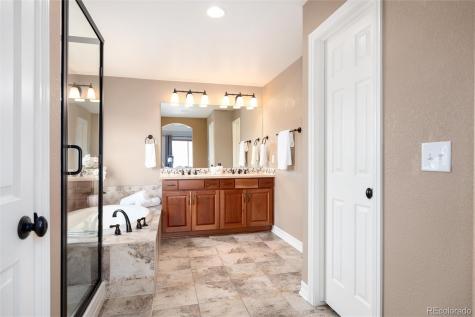4709 Raven Run Broomfield CO 80023